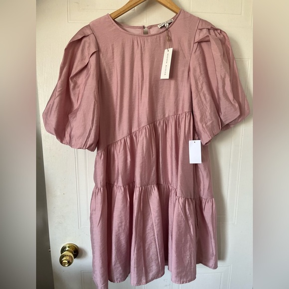 Moon River pink asymmetrical tiered minidress - Picture 5 of 13